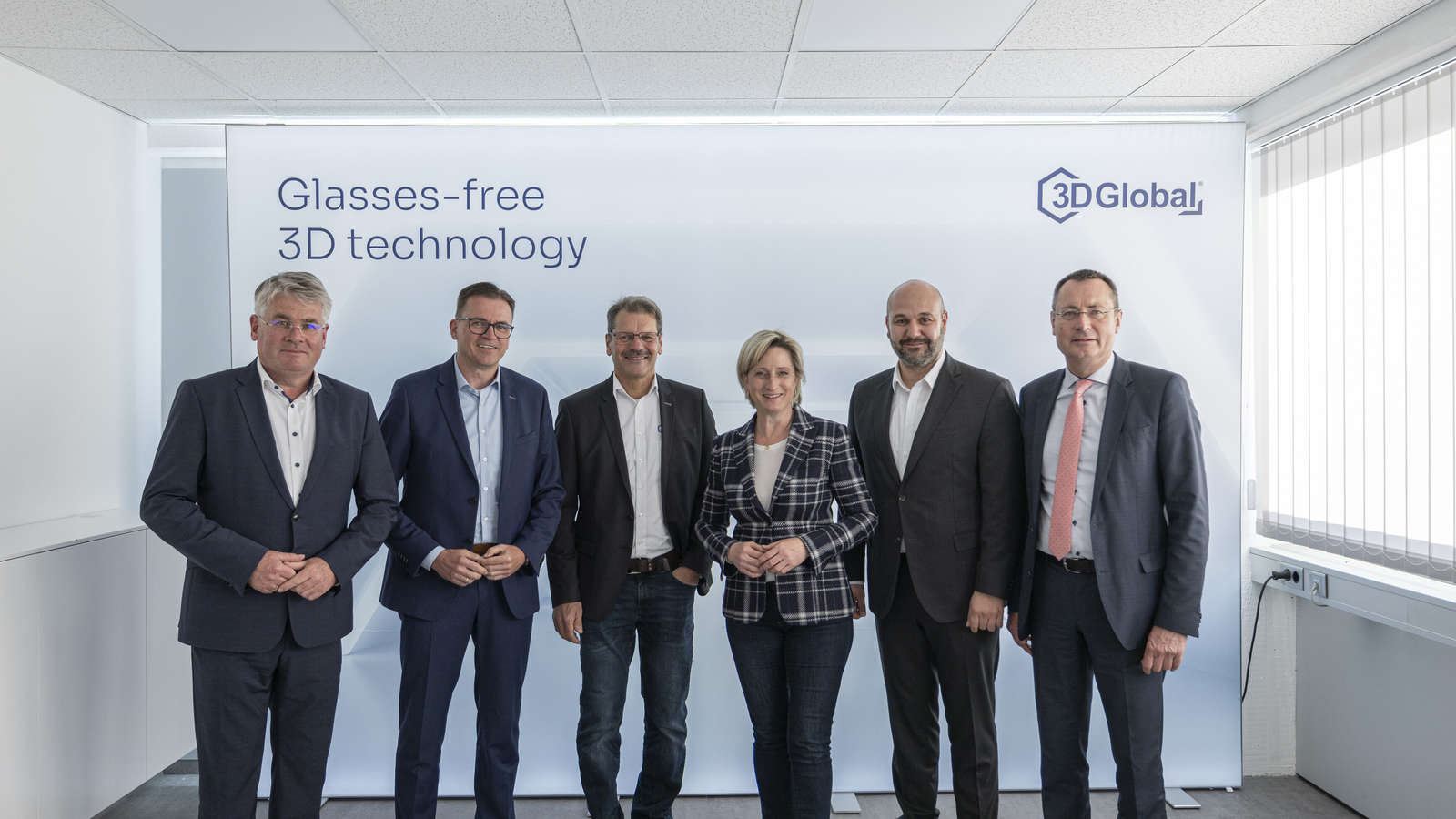 Hoher Besuch bei 3D Global: Wirtschaftsministerin besucht Aalener Unternehmen